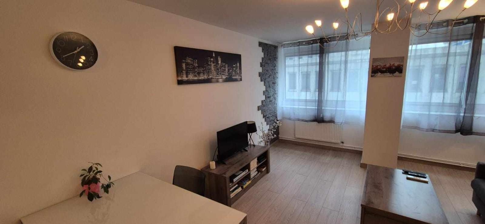 Nouveau !! Appartement Confortable Totalement Renove Avec Parking Gratuit - Hypercentre De Nancy Zewnętrze zdjęcie