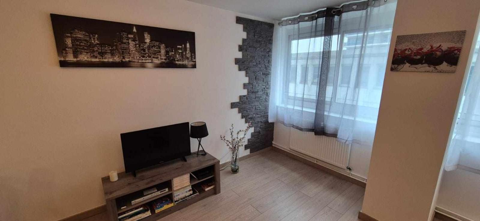 Nouveau !! Appartement Confortable Totalement Renove Avec Parking Gratuit - Hypercentre De Nancy Zewnętrze zdjęcie