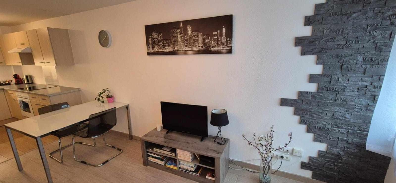 Nouveau !! Appartement Confortable Totalement Renove Avec Parking Gratuit - Hypercentre De Nancy Zewnętrze zdjęcie